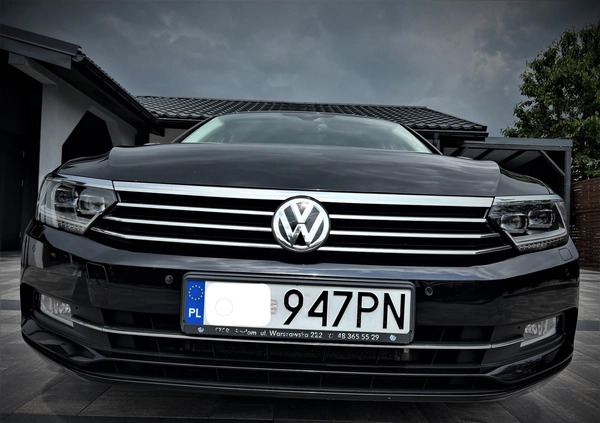 Volkswagen Passat cena 69800 przebieg: 126500, rok produkcji 2017 z Rzeszów małe 742